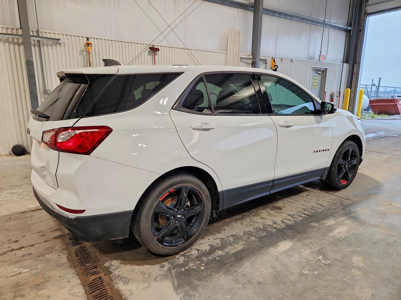 2019 Chevrolet Equinox Lt - Image 3