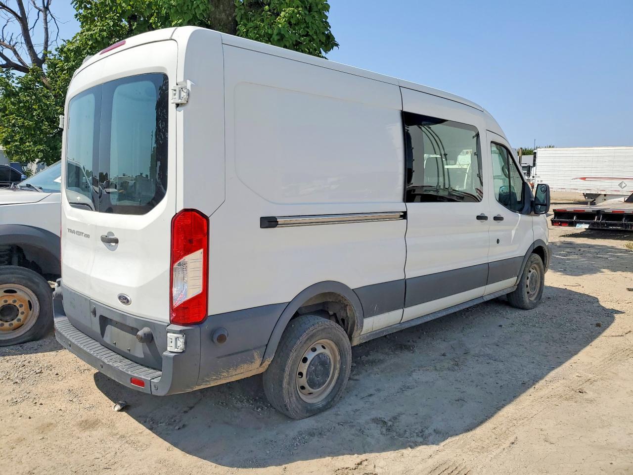 2017 Ford Transit T-250 - Фото 3