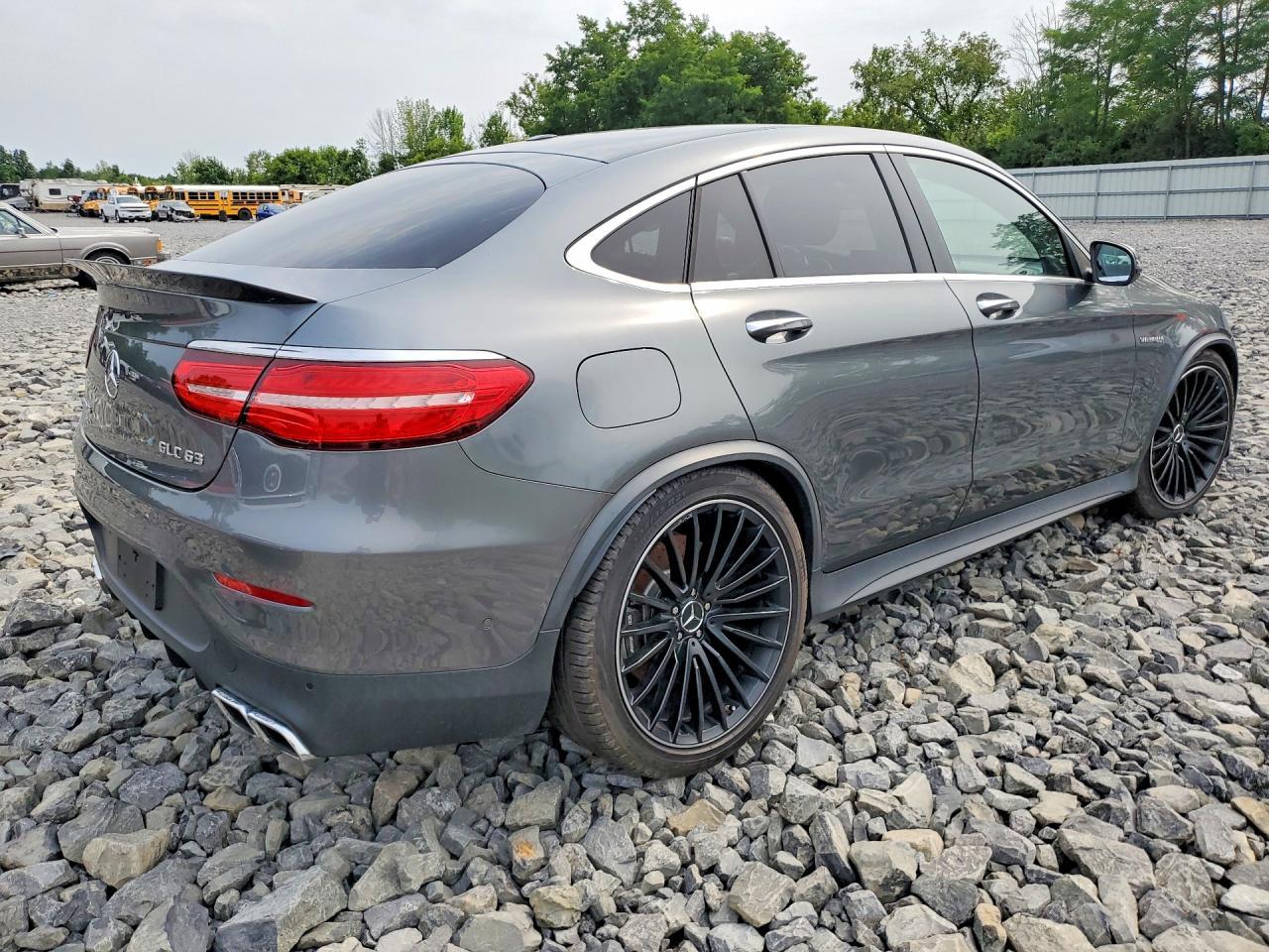 2019 Mercedes-Benz Glc Coupe 63 4Matic Amg - Фото 3