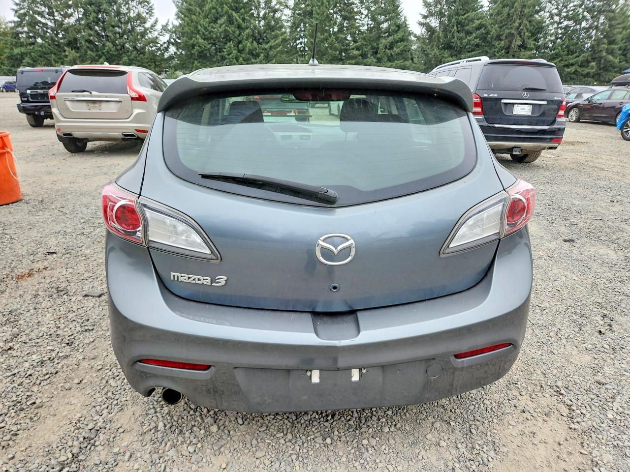 2012 Mazda 3 I - Image 6