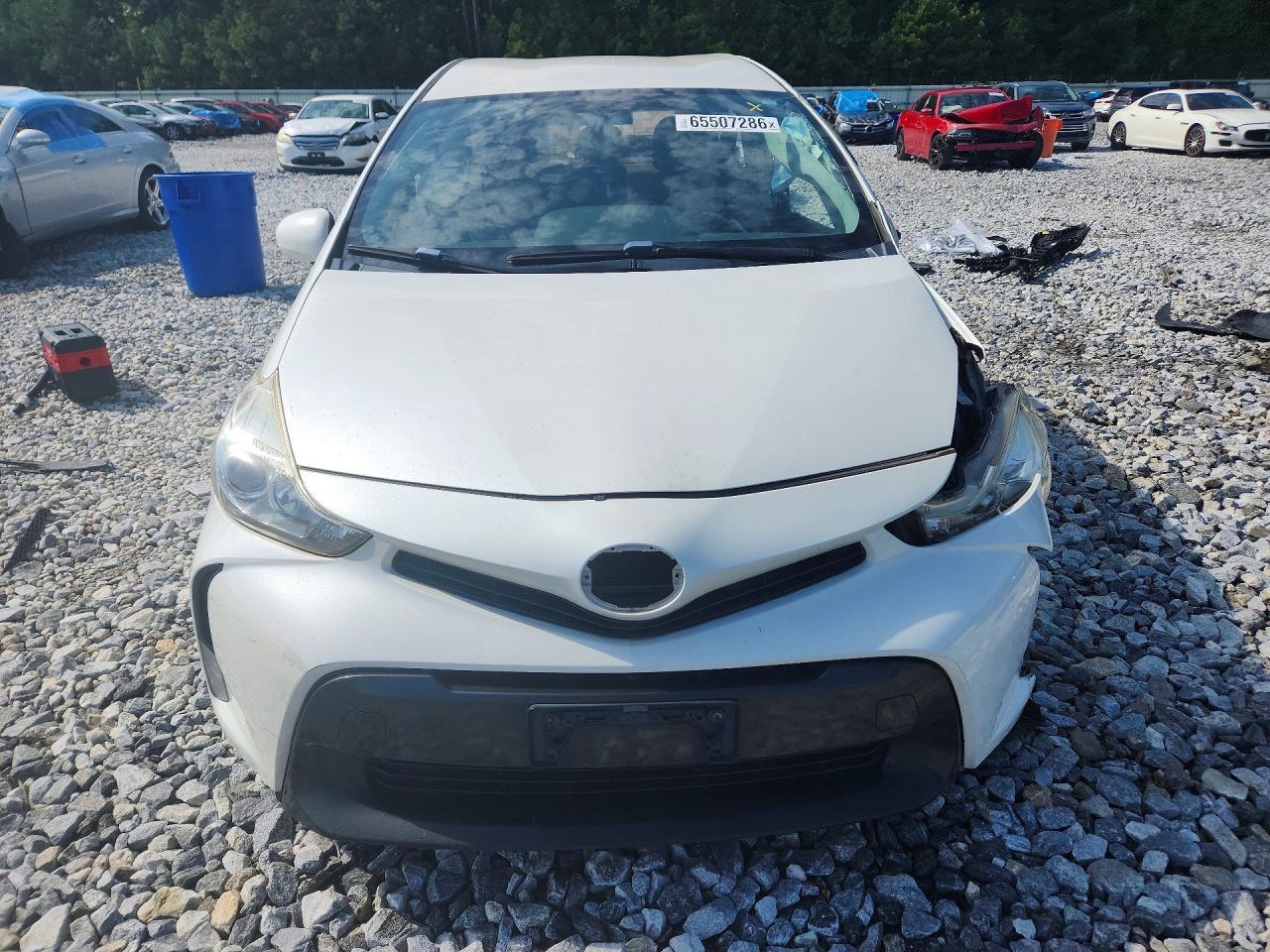2017 Toyota Prius V Three - Фото 5