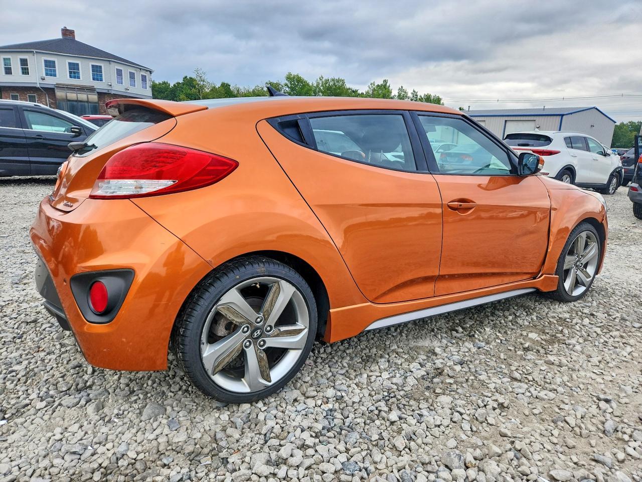 2013 Hyundai Veloster Turbo - Фото 3