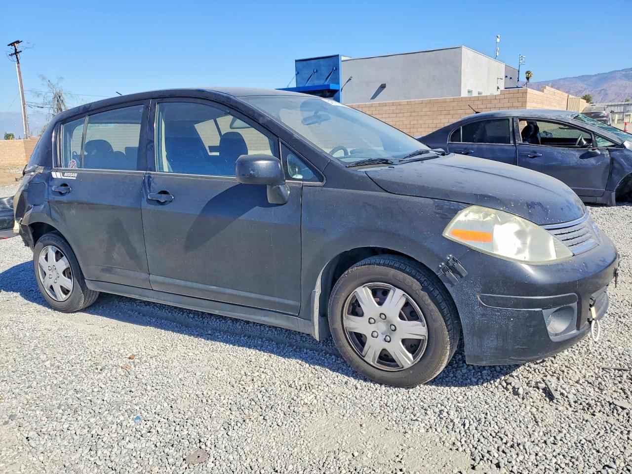2008 Nissan Versa 1.8 S - Image 4