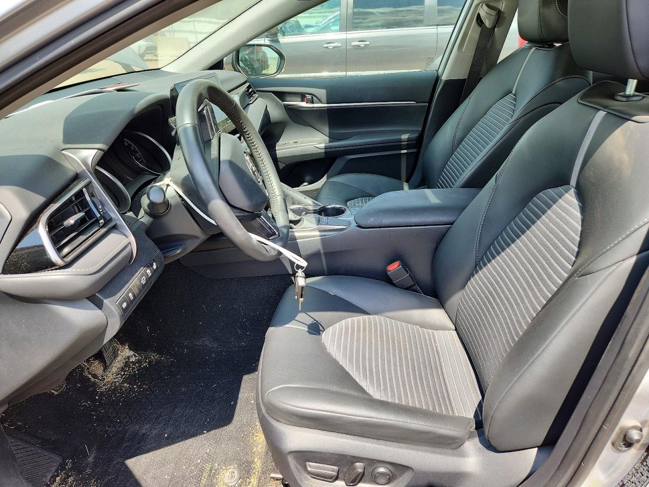 2024 Toyota Camry Se - Фото 7