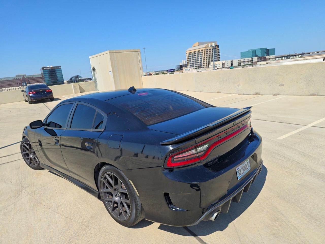 2017 Dodge Charger R - Фото 3