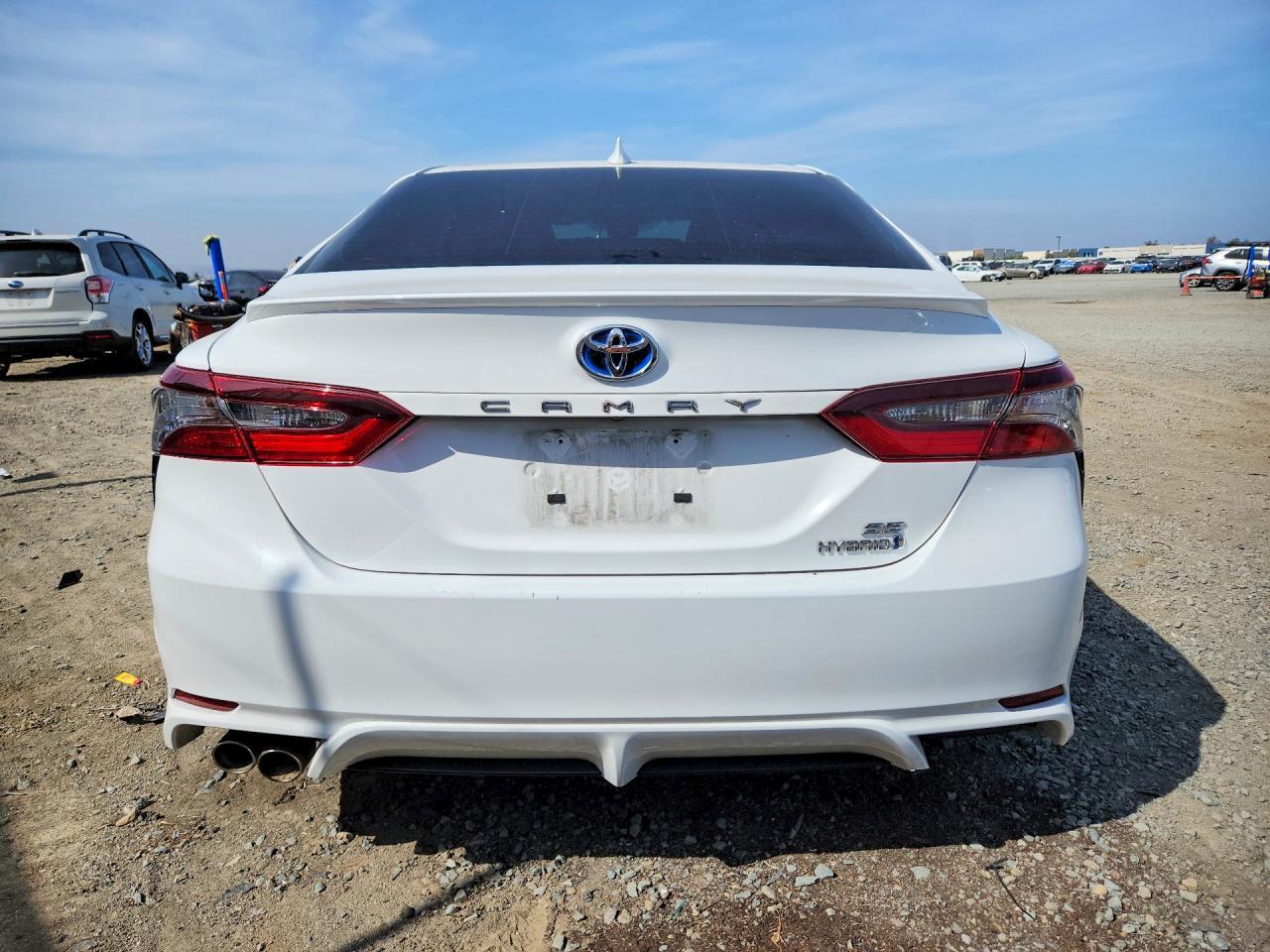 2024 Toyota Camry Hybrid Se - Фото 6