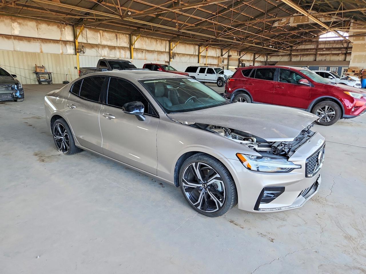 2024 Volvo S60 Core - Image 4