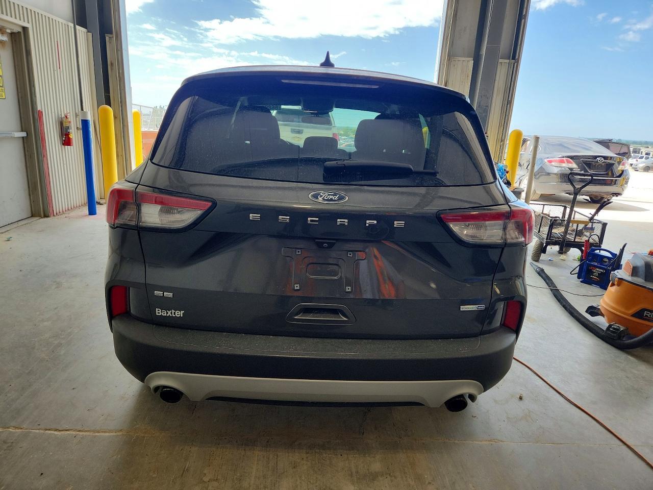 2020 Ford Escape Se - Фото 6