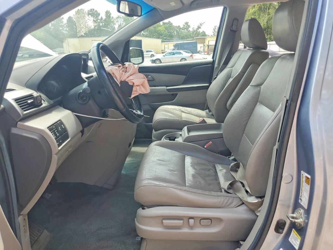 2012 Honda Odyssey Touring - Фото 7