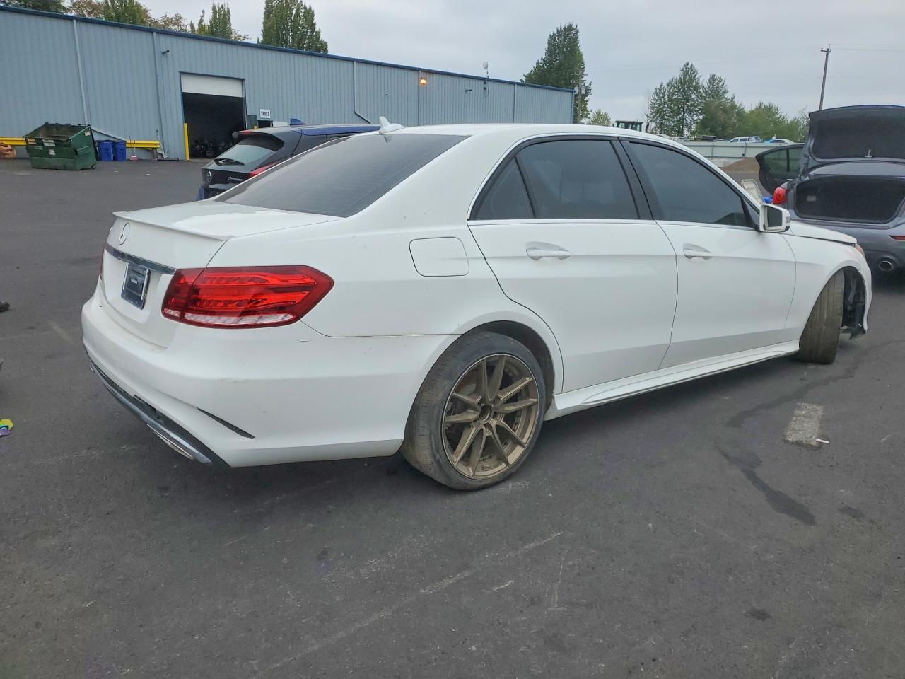 2014 Mercedes-Benz E 350 - Фото 3
