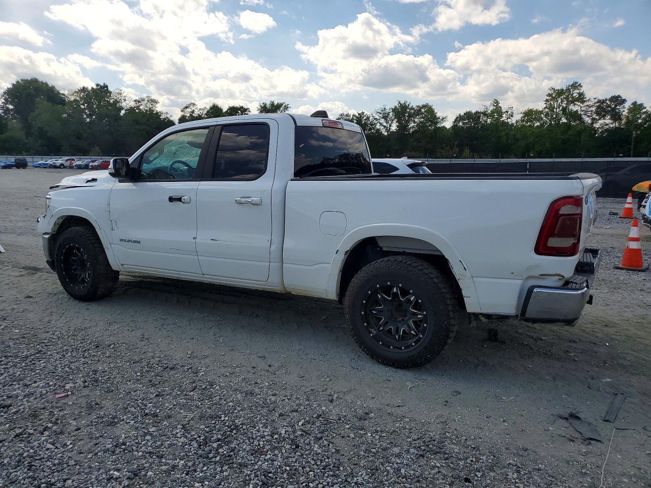 2021 Ram 1500 Laramie - Фото 2
