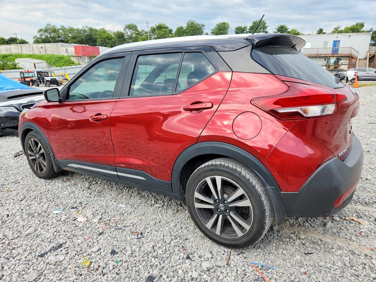 2019 Nissan Kicks Sr - Фото 2