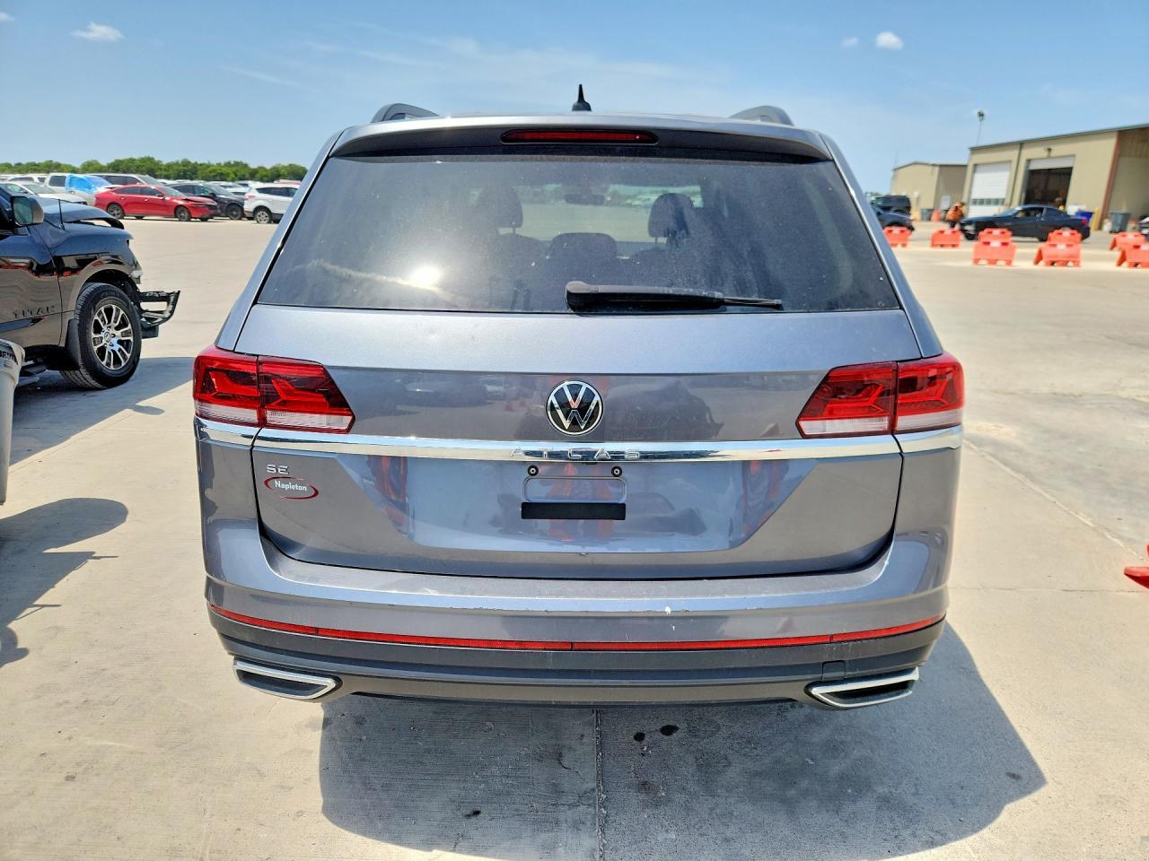 2022 Volkswagen Atlas Se - Фото 6