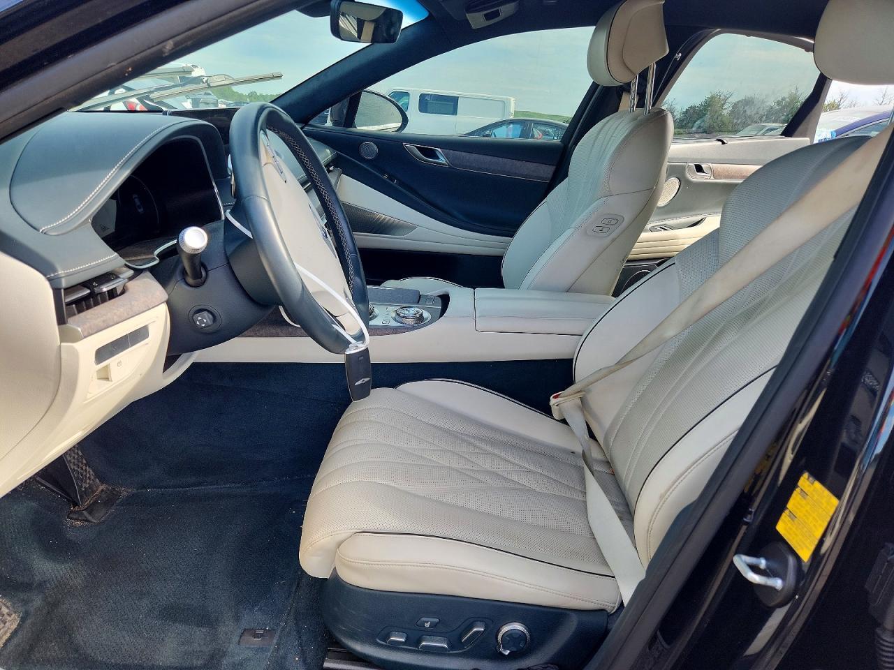 2023 Genesis Electrified G80 Base - Image 7