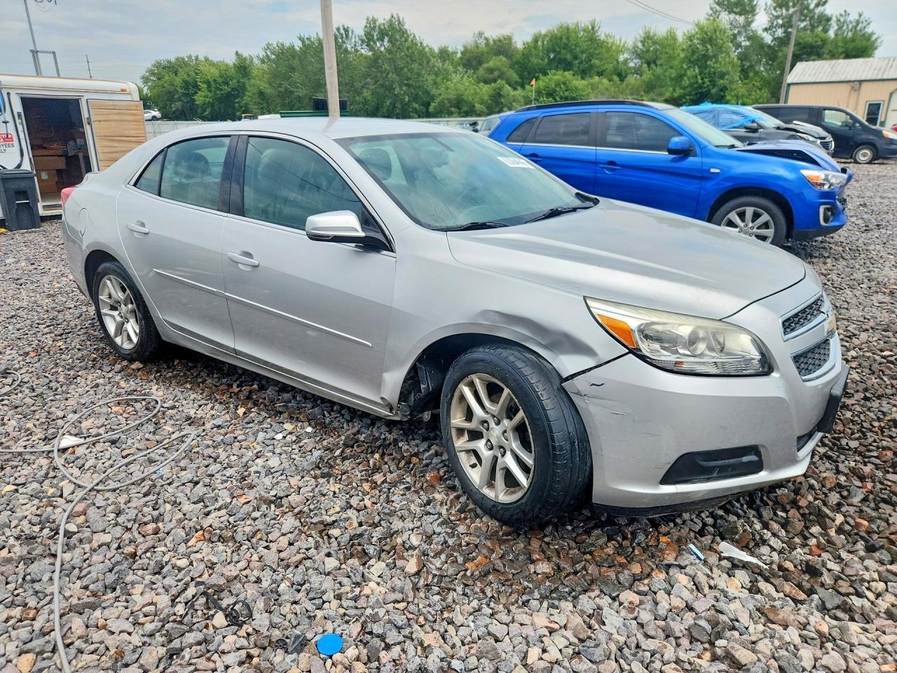 2013 Chevrolet Malibu 1Lt - Фото 4