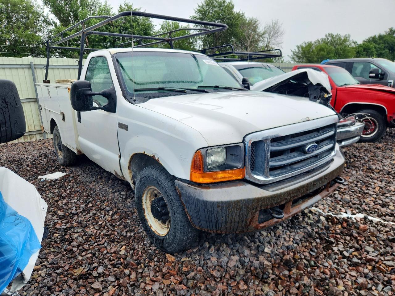 2004 Ford F250 - Image 4