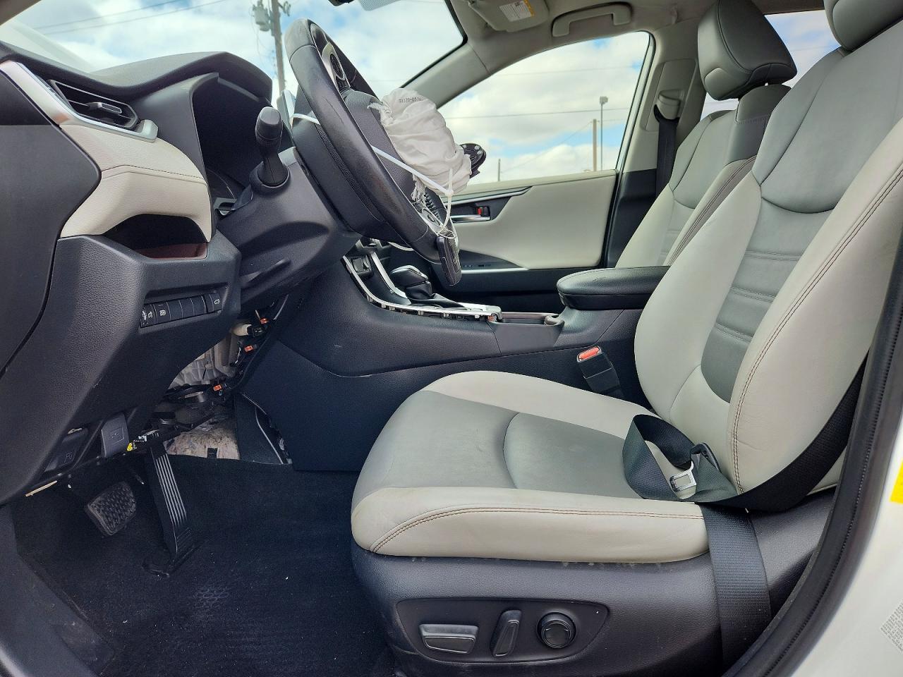 2019 Toyota Rav4 Limited - Фото 7