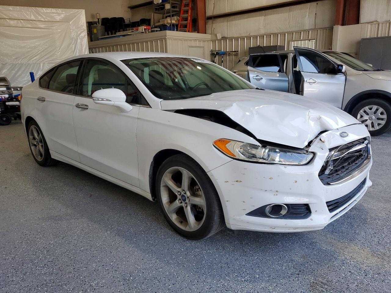 2014 Ford Fusion Se - Фото 4