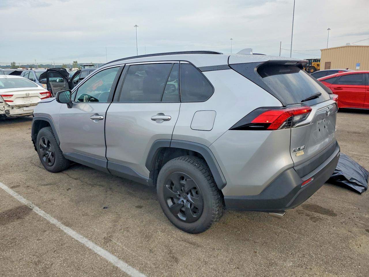 2019 Toyota Rav4 Le - Фото 2
