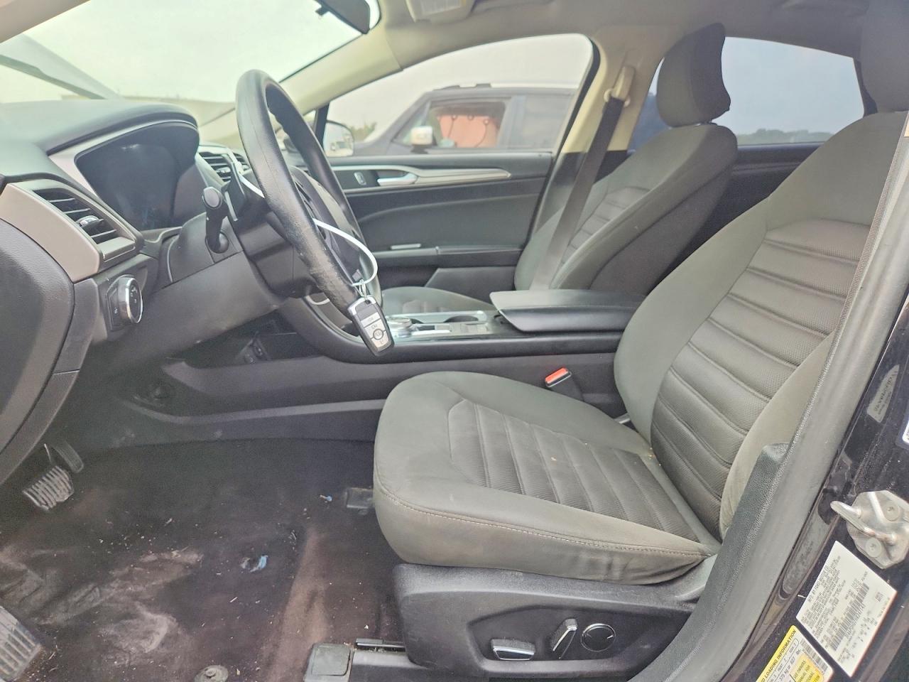 2017 Ford Fusion Se - Фото 7