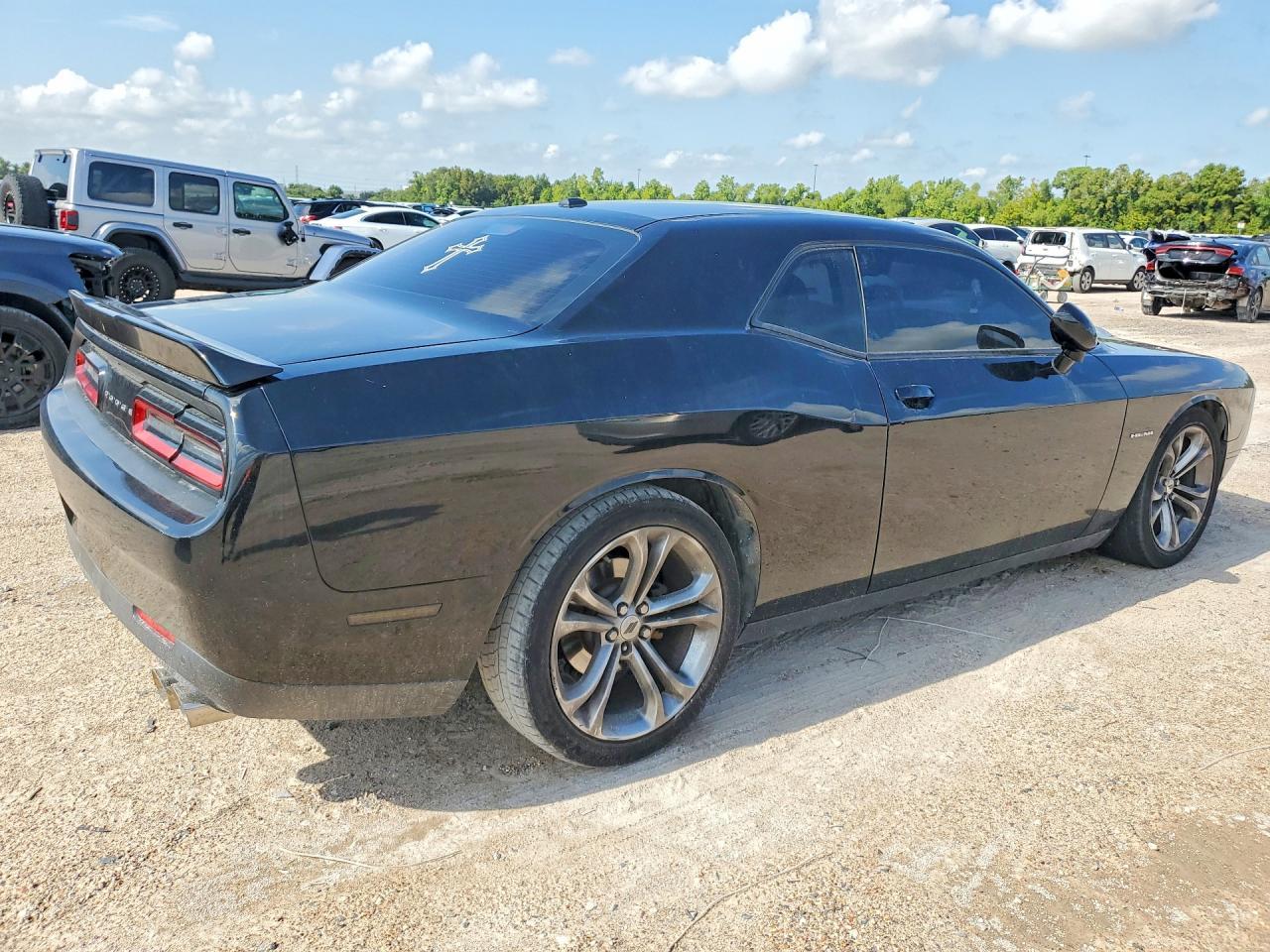 2021 Dodge Challenger R/T - Фото 3