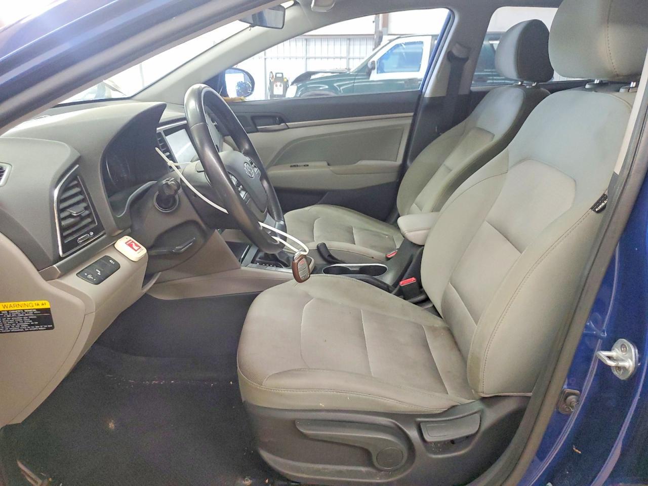 2017 Hyundai Elantra Eco - Фото 7
