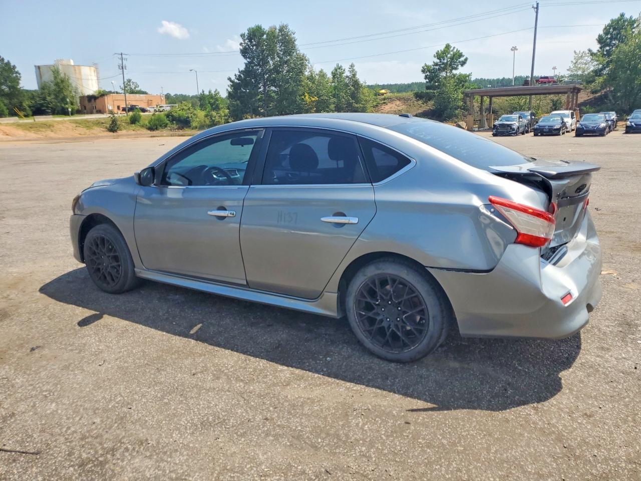 2013 Nissan Sentra S - Фото 2
