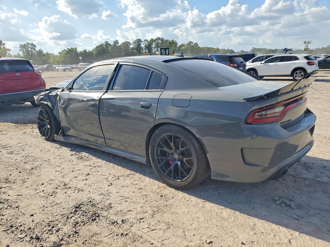 2018 Dodge Charger R - Фото 2