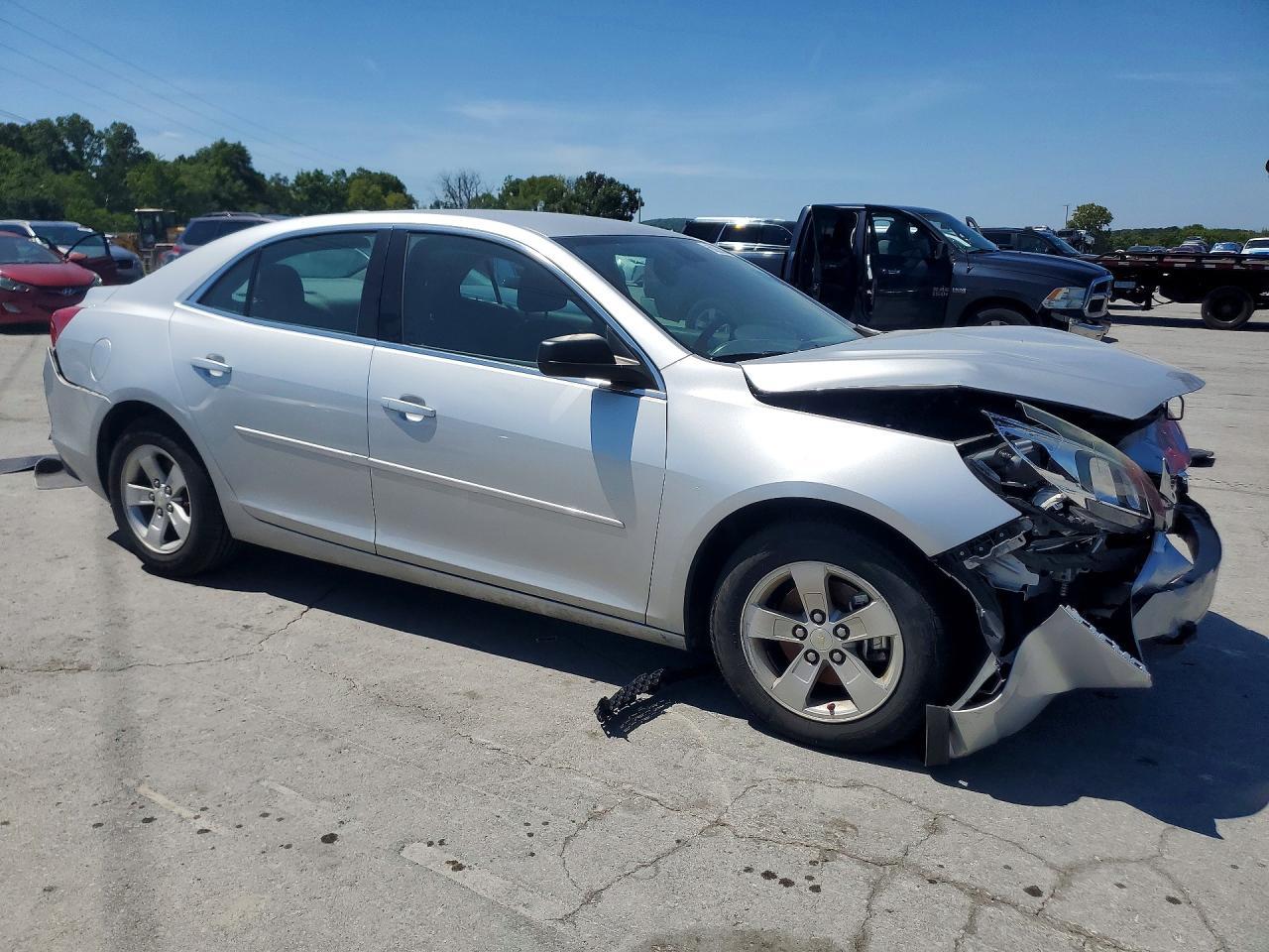 2015 Chevrolet Malibu Ls - Фото 4