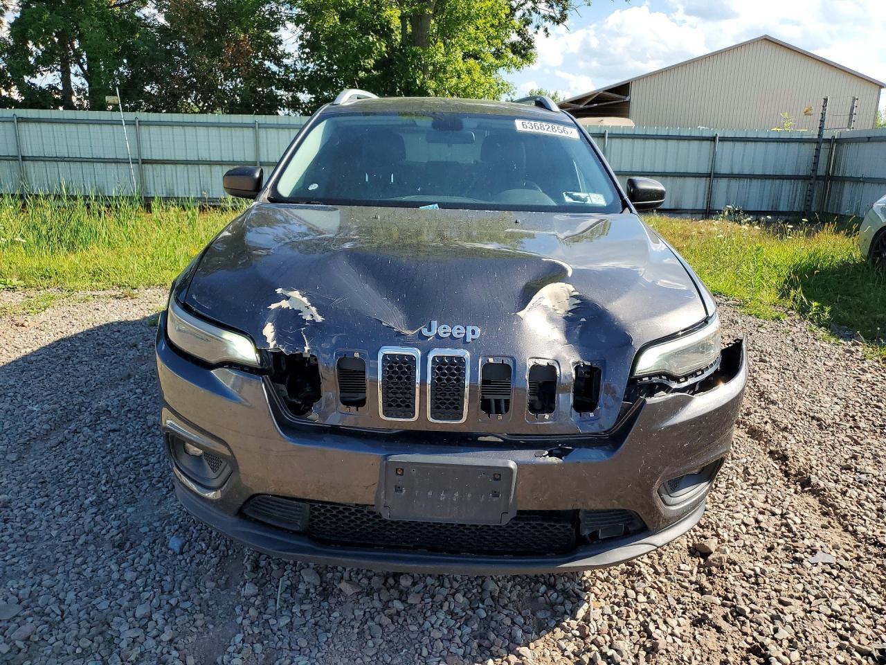 2019 Jeep Cherokee Latitude Plus - Фото 5