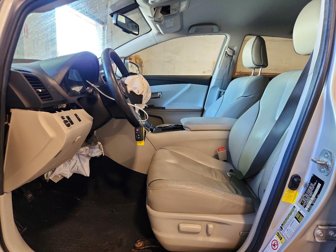 2013 Toyota Venza Xle - Image 7