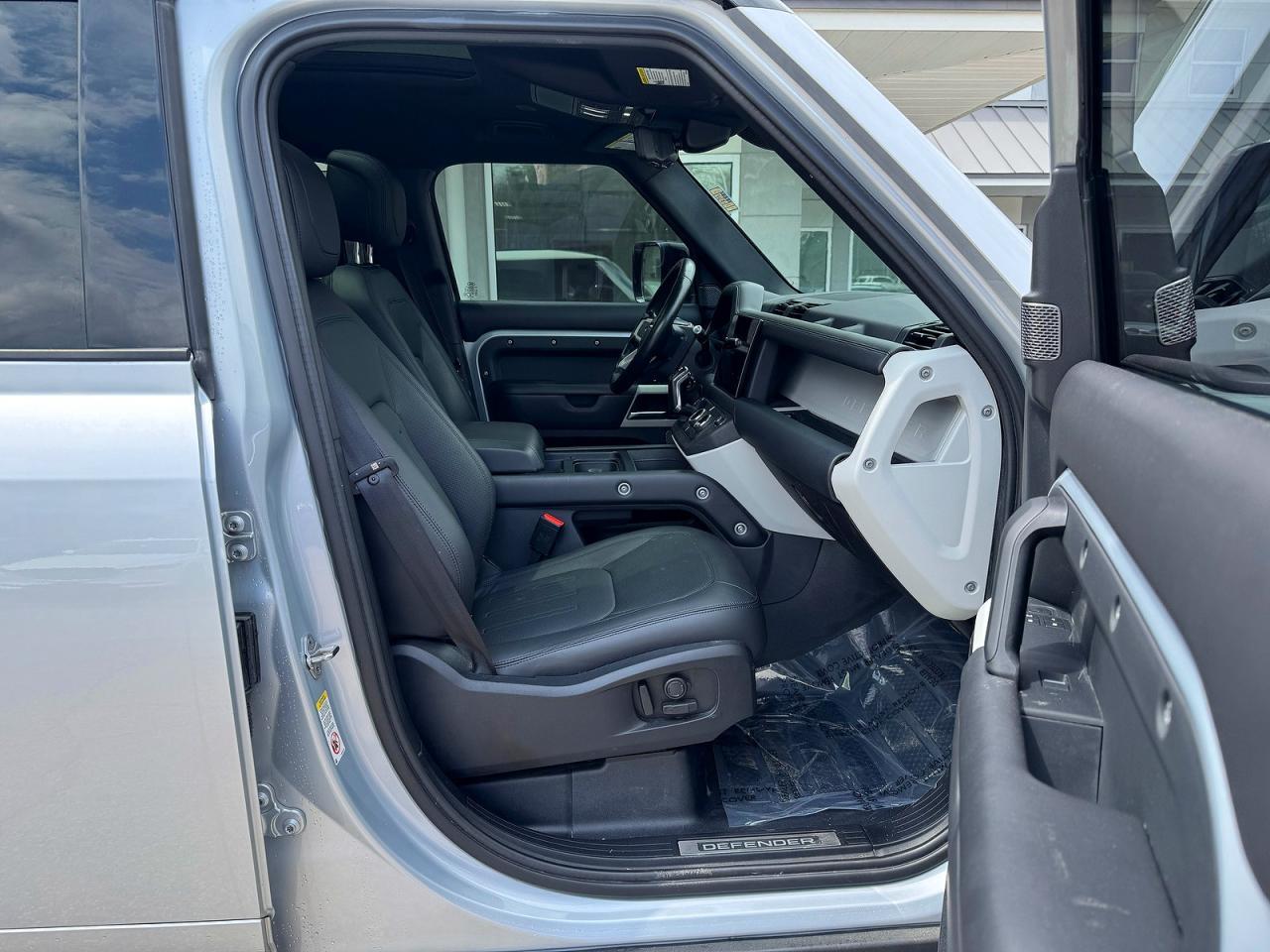 2022 Land Rover Defender 110 Xs Edition - Фото 5