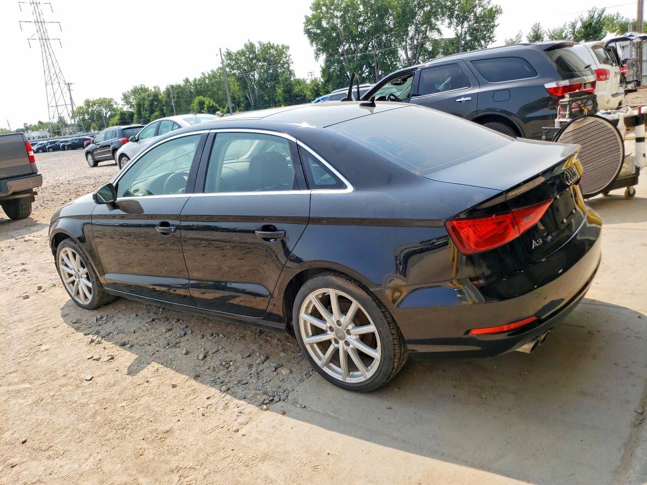 2015 Audi A3 Premium - Фото 2