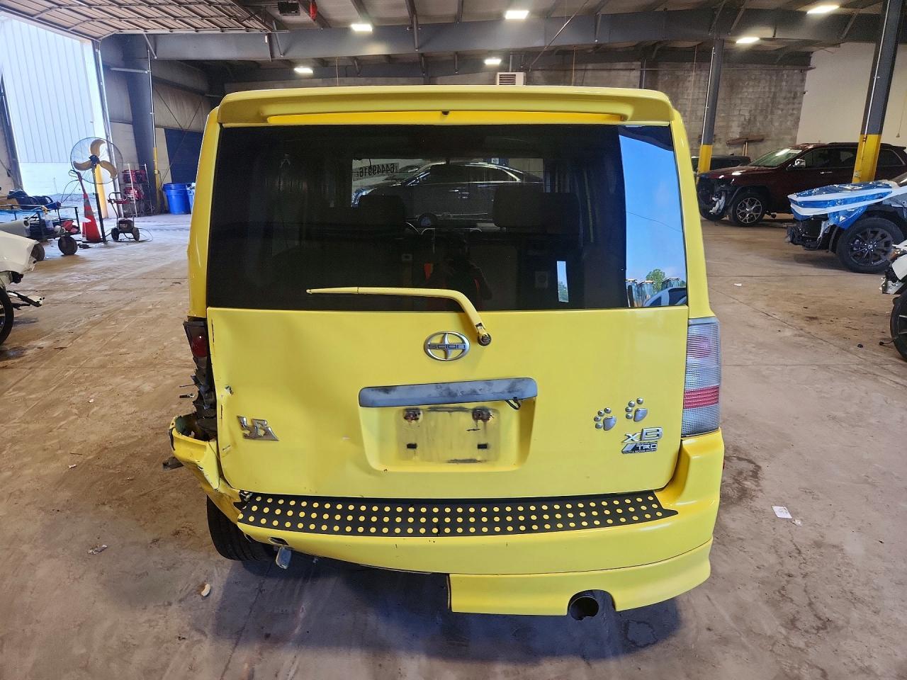 2005 Scion Xb Base - Фото 6