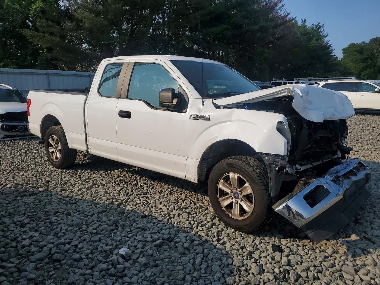 2018 Ford F150 Super Cab - Image 4