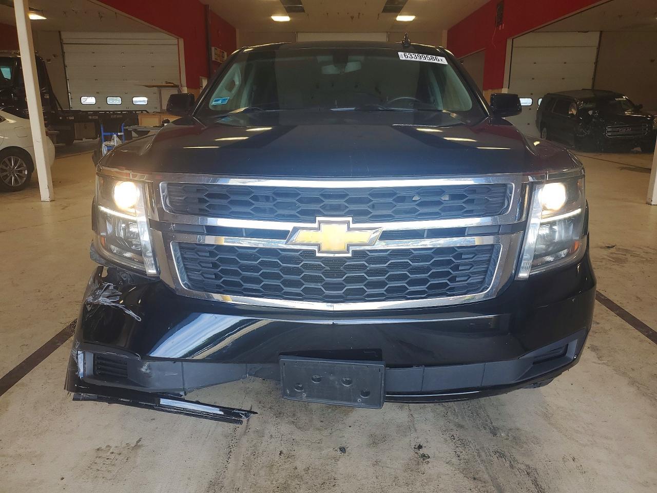 2015 Chevrolet Suburban K1500 Ls - Фото 5