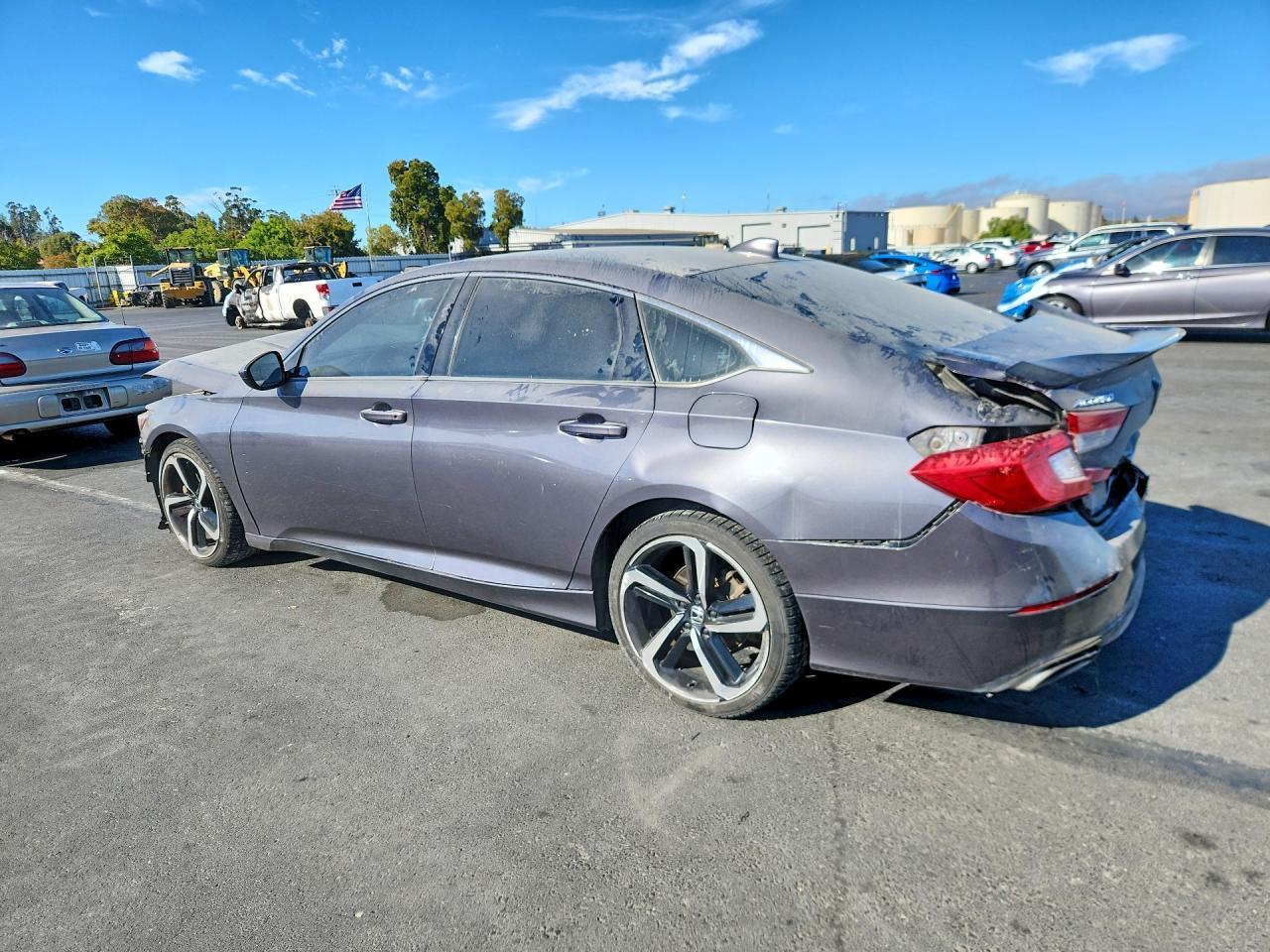 2018 Honda Accord Sport - Image 2