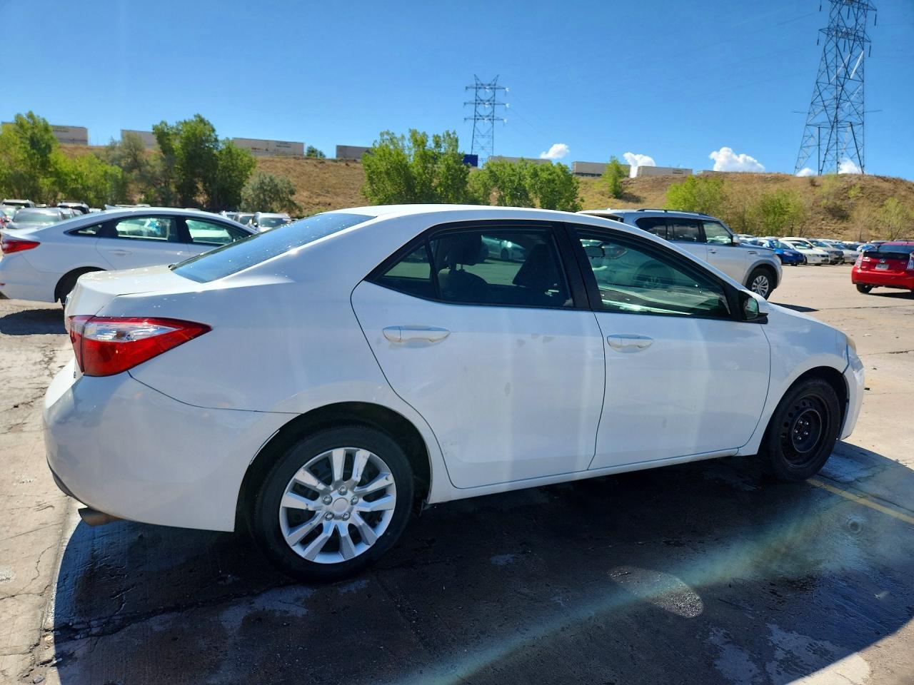 2015 Toyota Corolla Le - Фото 3