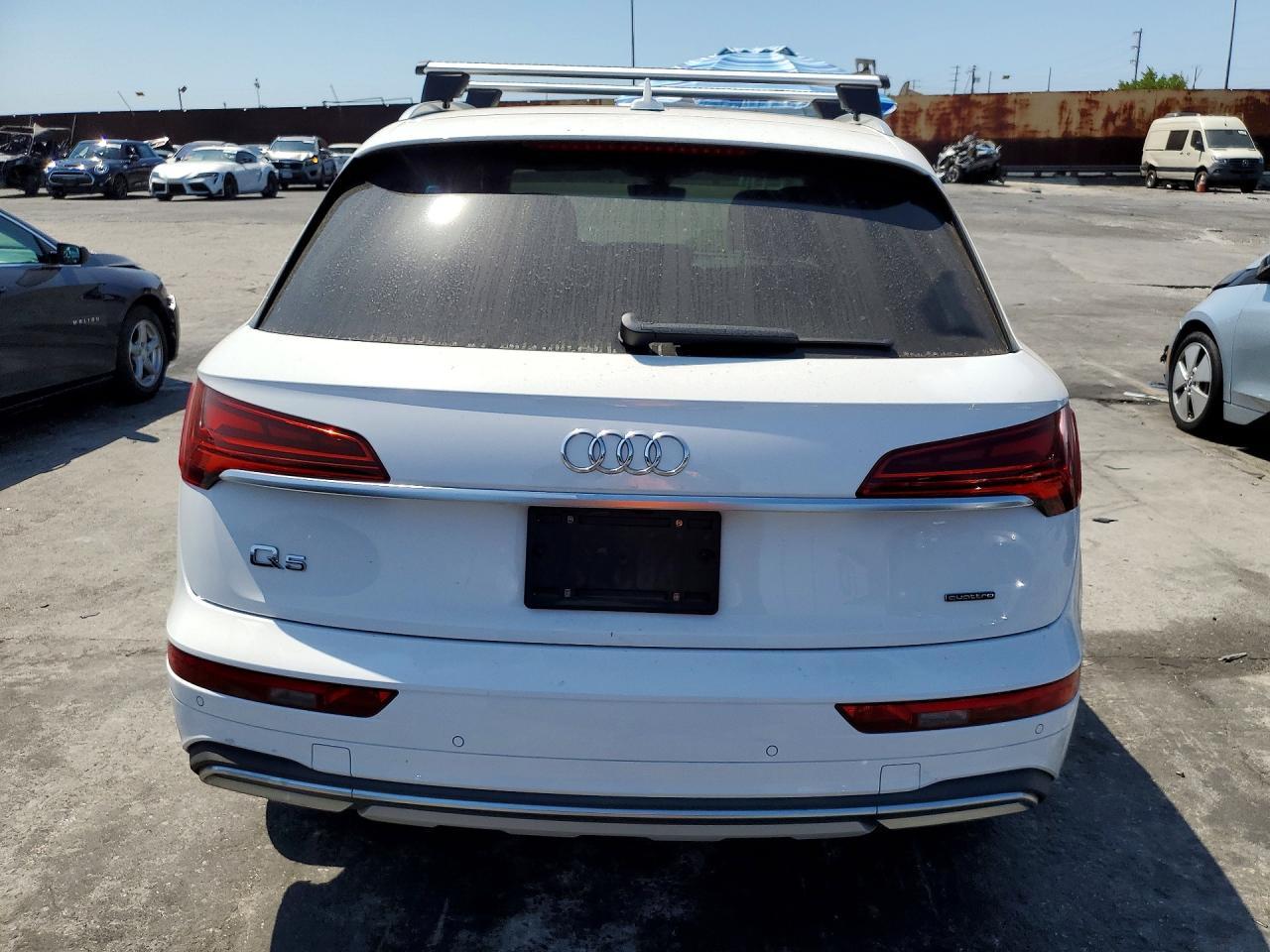 2023 Audi Q5 Premium 40 - Image 6
