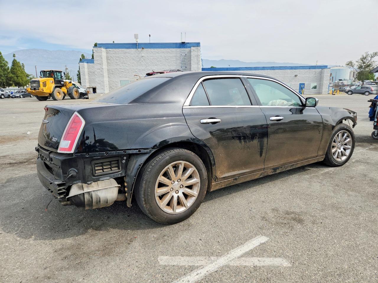 2012 Chrysler 300 Limited - Фото 3