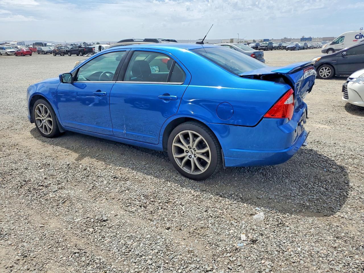 2012 Ford Fusion Se - Фото 2