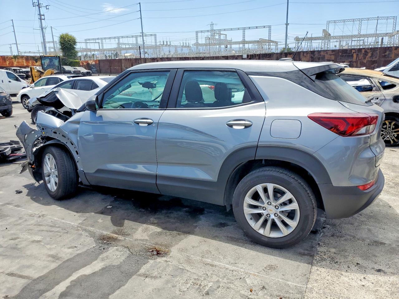 2023 Chevrolet Trailblazer Ls - Фото 2