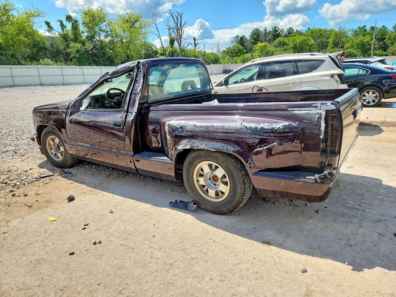 1993 Chevrolet Gmt-400 C1500 - Фото 2