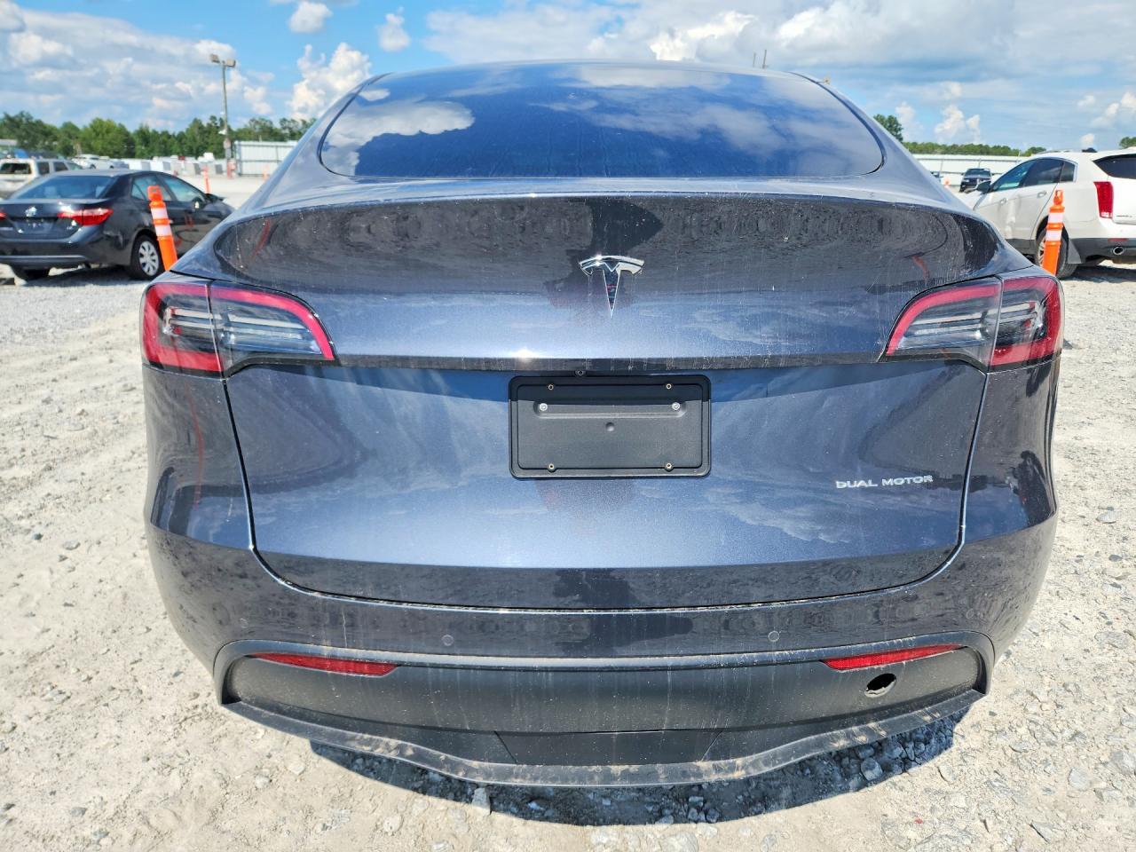 2021 Tesla Model Y - Фото 6