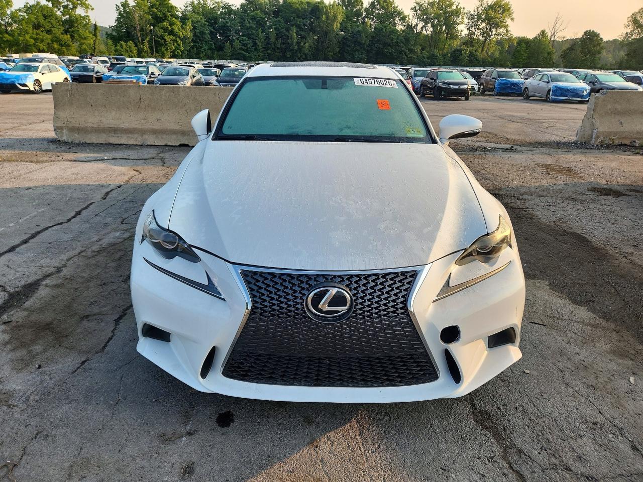 2014 Lexus Is 350 - Image 5