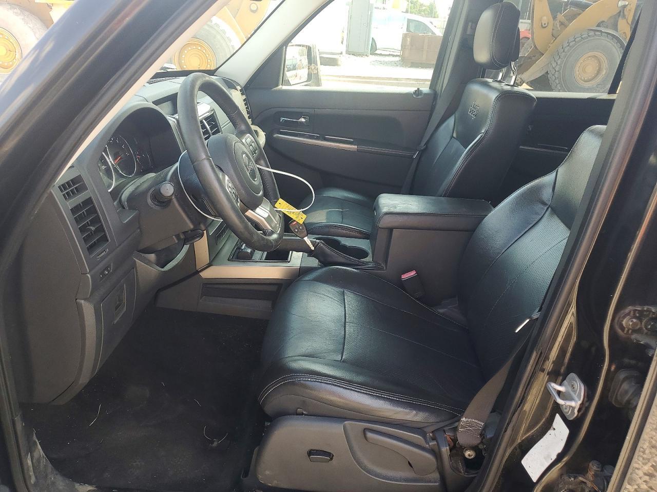 2012 Jeep Liberty Jet - Фото 7