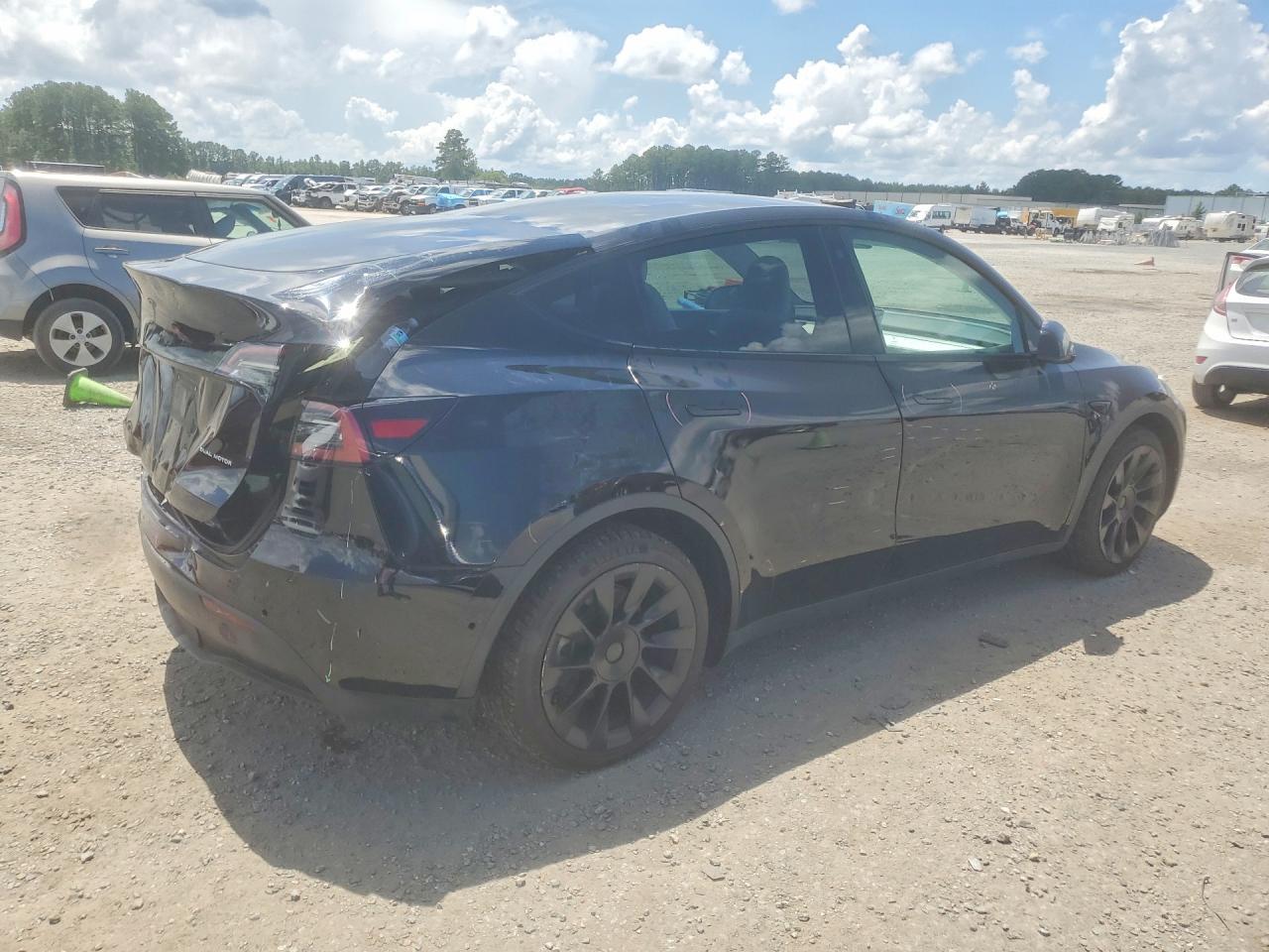2021 Tesla Model Y - Image 3