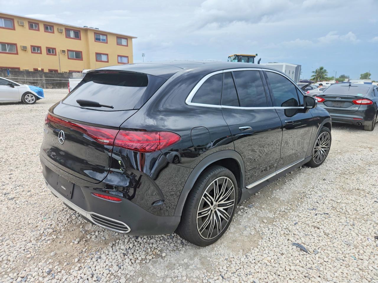 2023 Mercedes-Benz Eqe Suv 350+ - Фото 3