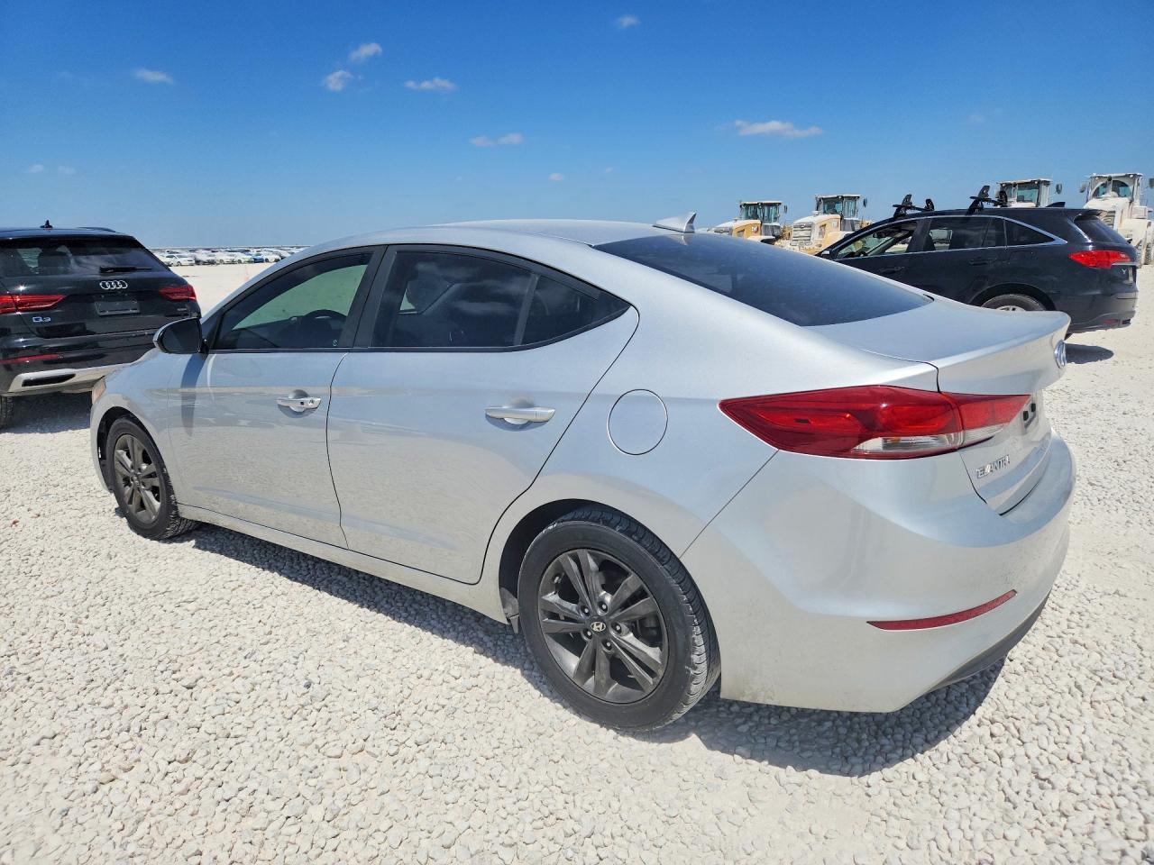 2018 Hyundai Elantra Value Edition - Фото 2