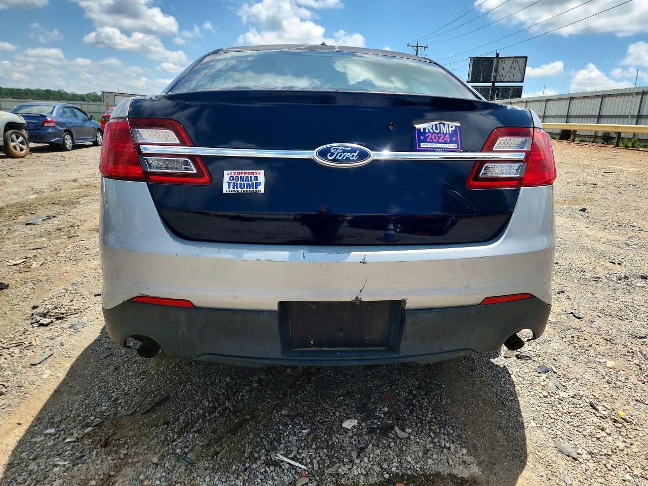 2013 Ford Taurus Police Interceptor - Фото 6